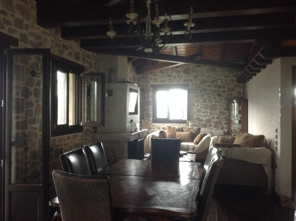 Mountain Villa Graviá Extérieur photo